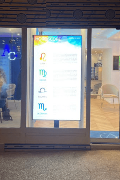 visuelinterieur installateur  écran vitrine magasins et commerces 2